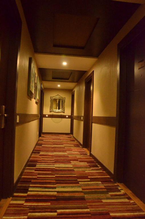 Hotel Down Town Jalandhar Eksteriør bilde